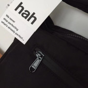 韓國人氣潮牌HAH防潑水尼龍斜孭袋