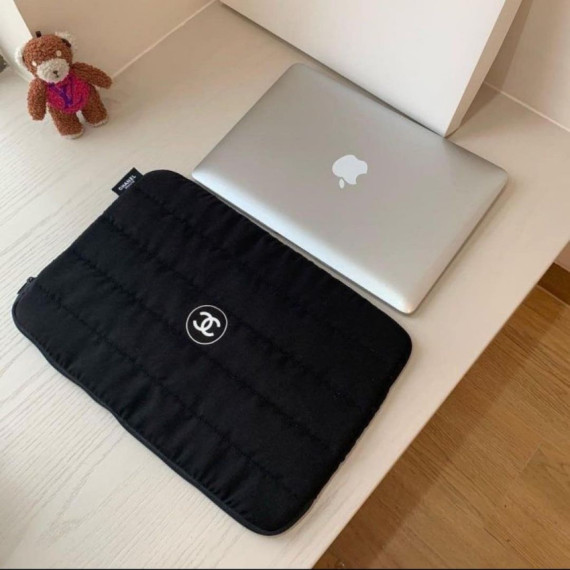 CHANEL化妝品專櫃VIP貴賓兌換專用電腦袋 notebook/iPad case(專櫃)有盒